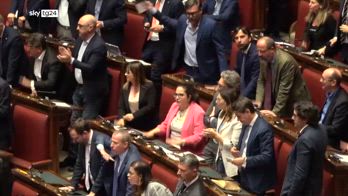 ERROR! Protesta tra i banchi di Montecitorio contro le parole di Crippa