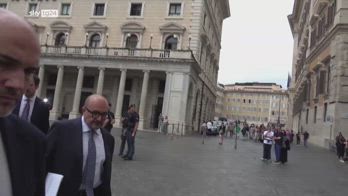 Gaffe Sangiuliano, ministro evita domande su Galileo