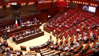 Ue, Meloni in Parlamento attacca partiti che hanno "escluso Italia"