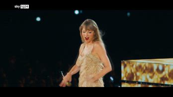 Taylor Swift a Milano per la prima data di "The Eras Tour": "Grazie, vi amo tutti"