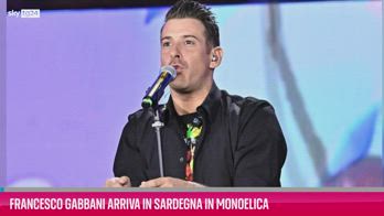 VIDEO Francesco Gabbani arriva in Sardegna in monoelica