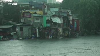 Tifone Gaemi si abbatte sulle Filippine, 600mila sfollati