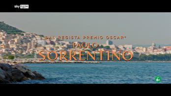 Nuove immagini di Parthenope di Sorrentino, dal 24 ottobre al cinema