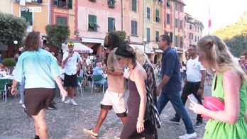 Madonna a Portofino, passeggiata in centro a pochi giorni dal compleanno