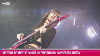 VIDEO Victoria De Angelis lancia un singolo con Anitta