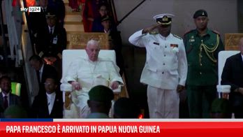 Papa Francesco è arrivato in Papua Nuova Guinea