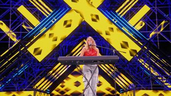 X Factor, la ballata di Giulia per la libertà delle donne