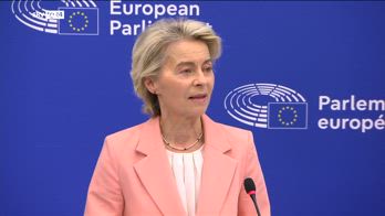 Strasburgo, Ursula von der Leyen presenta nuova Commissione Ue