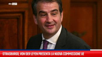 Strasburgo, Ursula von der Leyen presenta la nuova Commissione Ue