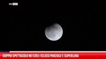 Doppio spettacolo nei cieli: eclissi parziale e superluna