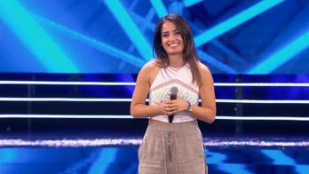 X Factor, i giudici accontentano Paola e promuovono Sara