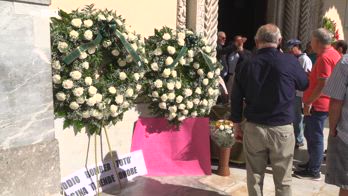 Funerale Schillaci, in migliaia per l’ultimo saluto