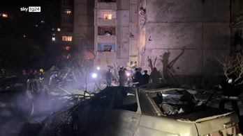 Guerra in Ucraina, bombe russe su edifici residenziali a Kharkiv