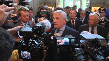 Tajani a italiani in Libano: "Lasciate al più presto il Paese"