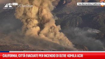 California, città evacuate per incendio di oltre 40mila acri