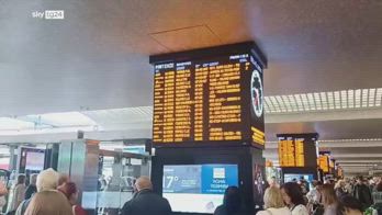 Guasto alla linea ferroviaria a Roma, disagi a Termini