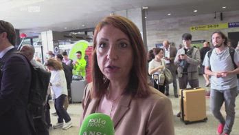 Stazione Termini in tilt, passeggeri in attesa da ore