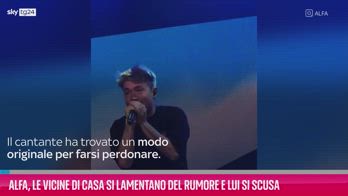 VIDEO Alfa, le vicine si lamentano del rumore e lui si scusa