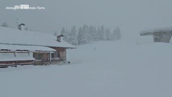 Maltempo in Veneto, 30 cm di neve sulle dolomiti bellunesi