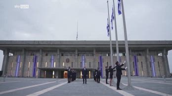 Israele, bandiere a mezzâasta al Parlamento per il 7 ottobre