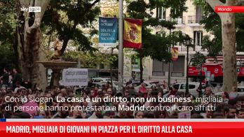 Madrid, in migliaia in piazza per il diritto alla casa