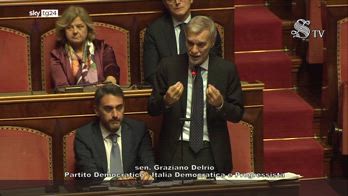 ERROR! Questione migranti, Delrio: Non ci si divide tra amici scafisti e nemici Patria