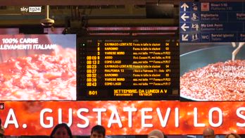 Sciopero trasporti, le immagini della stazione Cadorna