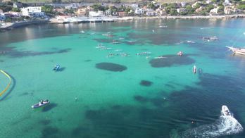 Palermo rema, campioni e amatori nel golfo di Sferracavallo