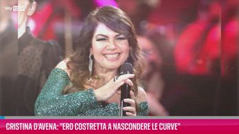 VIDEO Cristina D'Avena:"Ero costretta a nascondere le curve