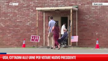 Usa, seggi aperti e le file al voto