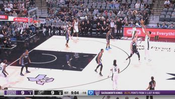 NBA, 34 punti per Victor Wembanyama contro Sacramento