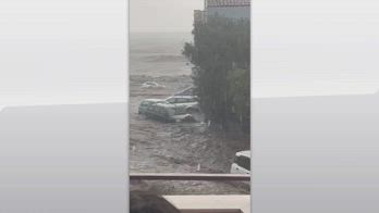 Maltempo a Catania, abitanti al riparo durante lâalluvione