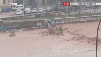 Alluvione a Malaga, si gonfia il fiume Guadalmedina