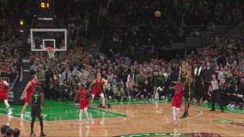 NBA, il buzzer beater di Jayson Tatum contro Toronto