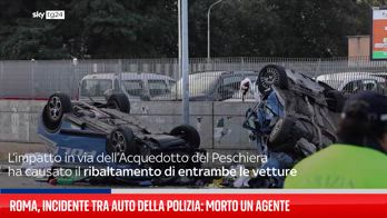 Roma, incidente tra due auto della polizia: morto un agente