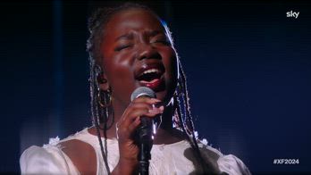 X Factor 2024, la voce di Mimì incanta con “Lilac Wine”