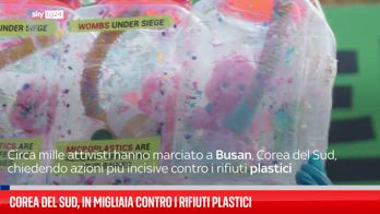 Corea del Sud, in migliaia contro i rifiuti plastici