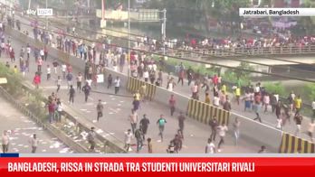 Bangladesh, scontri tra gruppi universitari rivali