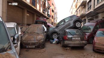 Aluvione Valencia, un mese dopo la zona zero prova a rialzarsi