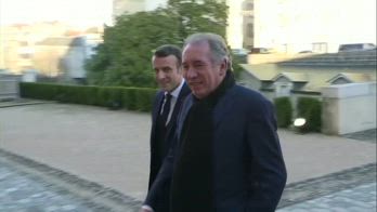 Macron sceglie Bayrou per uscire dalla crisi