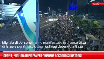 Israele, migliaia in piazza per chiedere accordo su ostaggi