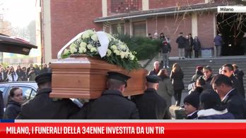 Mamma investita da tir a Milano, oggi il funerale: l'arrivo del feretro