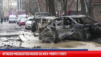 Un morto nell'attacco aereo russo a Kiev nell'ora di punta