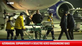 Azerbaijan, sopravvissuti a incidente aereo arrivano nella Capitale Baku