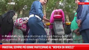 Pakistan, sempre più donne partecipano al “Women on Wheels”