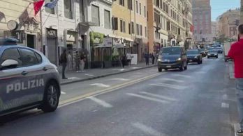 Funerali Papa Francesco, il corteo presidenziale di Trump