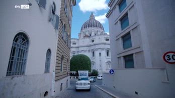 Funerali Francesco, il feretro da S. Pietro a Santa Maria Maggiore