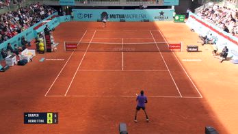Atp Madrid, Berrettini si ritira per un problema all'addome