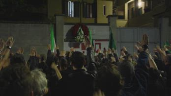 Milano, saluti romani al corteo per Sergio Ramelli