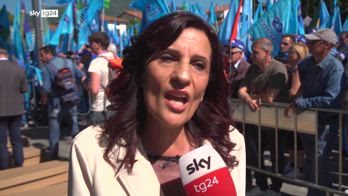 Prato, una strada ricorda Luana D'Orazio vittima sul lavoro